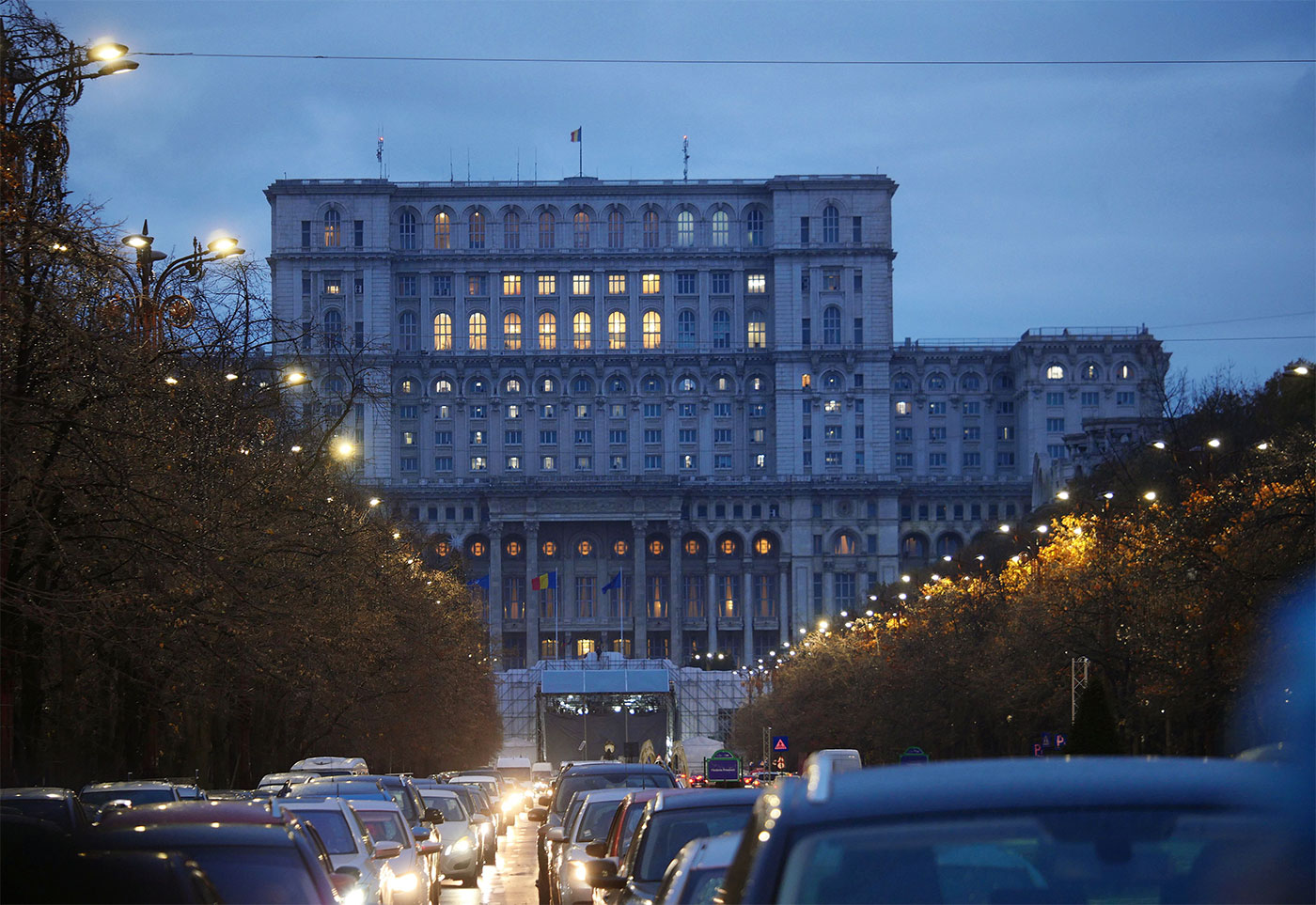 19892019 Fotografii de atunci și de acum