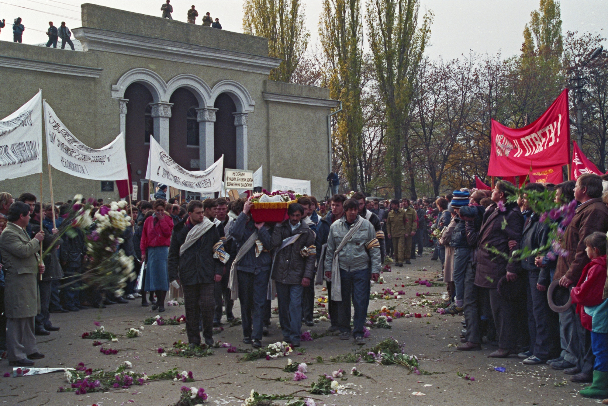 Soviet Moldova Then And Now   17a 